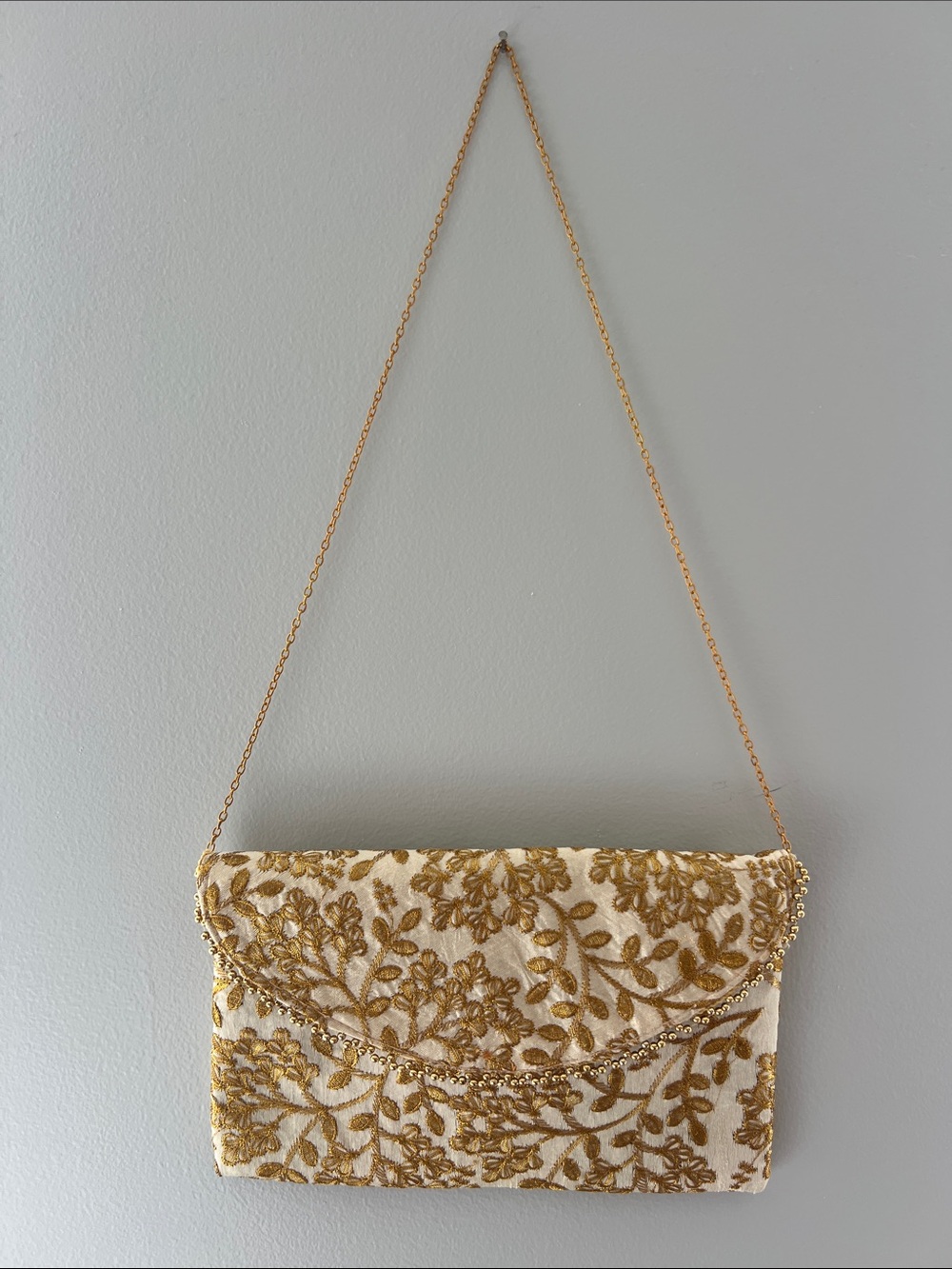 Vintage Gold Floral Chain Clutch Purse